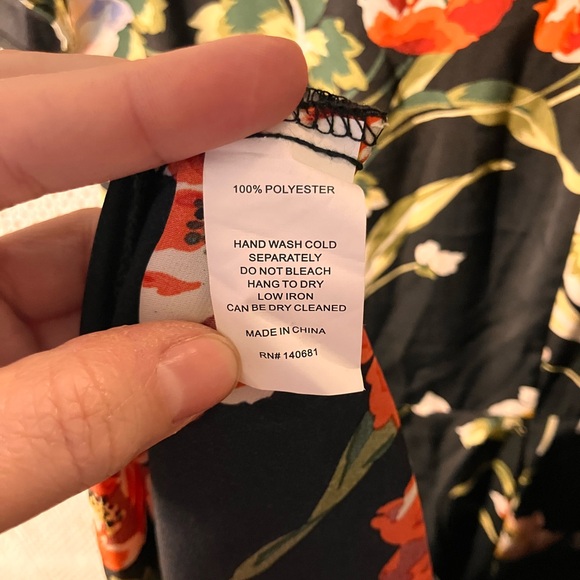 LIKE NEW Unique Vintage Black Floral Midi Dress US 14 - Picture 7 of 7